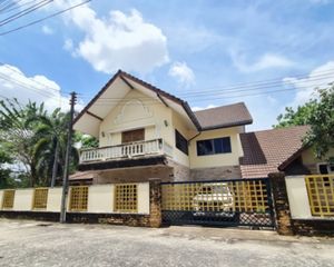 For Sale House 597.6 sqm in Mueang Nakhon Si Thammarat, Nakhon Si Thammarat, Thailand