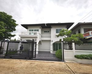 For Sale 4 Beds House in Mueang Amnat Charoen, Amnat Charoen, Thailand