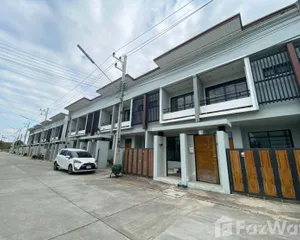 For Sale or Rent 2 Beds Townhouse in San Sai, Chiang Mai, Thailand