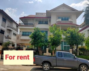 For Rent 5 Beds House in Phra Nakhon, Bangkok, Thailand