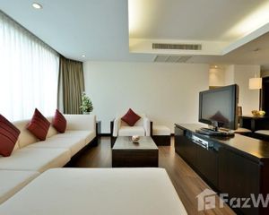 For Rent 2 Beds Apartment in Phaya Thai, Bangkok, Thailand