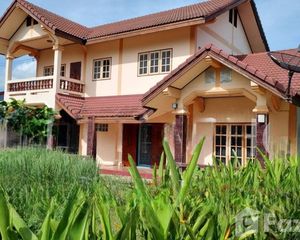 For Sale 5 Beds House in Mueang Chai Nat, Chainat, Thailand