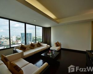 For Rent 3 Beds Apartment in Phaya Thai, Bangkok, Thailand