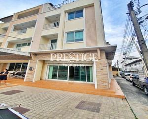 For Sale or Rent 6 Beds Retail Space in Bang Lamung, Chonburi, Thailand