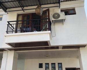 For Sale 4 Beds Townhouse in Mueang Chiang Mai, Chiang Mai, Thailand
