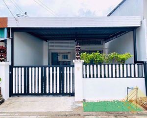 For Sale 2 Beds Townhouse in Bang Lamung, Chonburi, Thailand