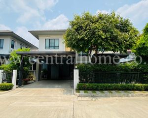 For Sale 4 Beds House in Bang Yai, Nonthaburi, Thailand