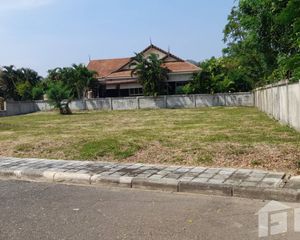 For Sale Land 700 sqm in Hua Hin, Prachuap Khiri Khan, Thailand