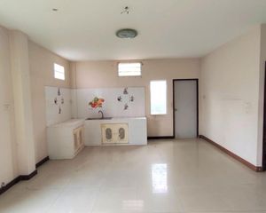 For Sale 3 Beds House in Phutthamonthon, Nakhon Pathom, Thailand