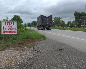 For Sale Land 1,728 sqm in Sam Ngam, Phichit, Thailand