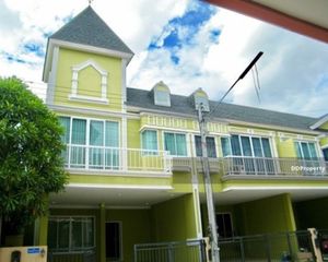 For Sale 3 Beds Townhouse in Soeng Sang, Nakhon Ratchasima, Thailand