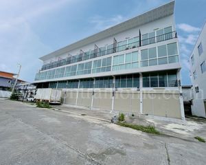 For Sale or Rent Retail Space 220 sqm in Bang Yai, Nonthaburi, Thailand