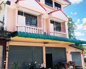 For Sale 5 Beds House in Mueang Chanthaburi, Chanthaburi, Thailand