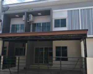 For Rent 3 Beds タウンハウス in Bang Pa-in, Phra Nakhon Si Ayutthaya, Thailand