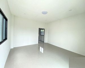 For Rent 2 Beds Warehouse in Bang Bua Thong, Nonthaburi, Thailand