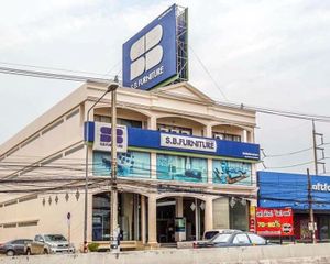 For Sale or Rent Office 2,200 sqm in Mueang Chiang Mai, Chiang Mai, Thailand