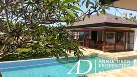 Villa dijual dengan 6 kamar tidur di Angantaka, Bali