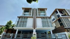 12 Bedroom Townhouse for sale in Chong Nonsi, Bangkok