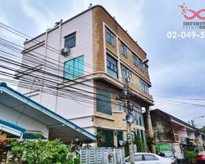For Sale Retail Space 660 sqm in Mueang Nonthaburi, Nonthaburi, Thailand