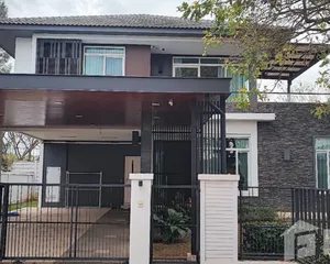 For Rent 4 Beds House in Mueang Chiang Mai, Chiang Mai, Thailand