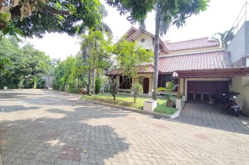 Townhouse disewa dengan 5 kamar tidur di Cipete Selatan, Jakarta