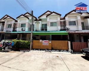 For Sale 3 Beds Townhouse in Mueang Samut Songkhram, Samut Songkhram, Thailand