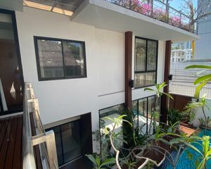 For Rent 4 Beds House in Khlong Toei, Bangkok, Thailand