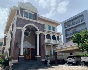 For Sale 5 Beds House in Thung Khru, Bangkok, Thailand