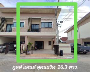 For Sale 3 Beds Townhouse in Krathum Baen, Samut Sakhon, Thailand