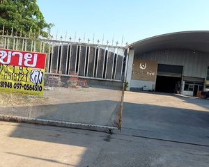 For Sale Warehouse 5,572 sqm in Mueang Udon Thani, Udon Thani, Thailand