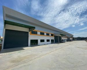 For Rent Warehouse 470 sqm in Sam Phran, Nakhon Pathom, Thailand