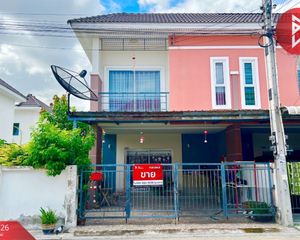 For Sale 3 Beds Townhouse in Mueang Chon Buri, Chonburi, Thailand