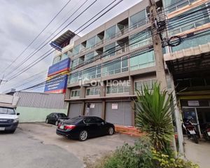 For Sale Retail Space 448 sqm in Phutthamonthon, Nakhon Pathom, Thailand