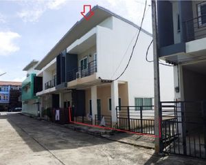 For Sale 2 Beds Townhouse in Mueang Songkhla, Songkhla, Thailand