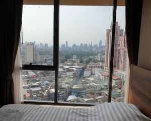 For Sale 2 Beds Condo in Khlong Toei, Bangkok, Thailand