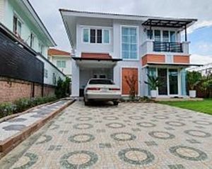 For Rent 3 Beds House in Mueang Nonthaburi, Nonthaburi, Thailand