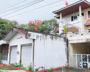 For Sale 4 Beds Townhouse in Mueang Songkhla, Songkhla, Thailand