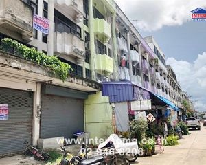 For Sale Retail Space in Mueang Chachoengsao, Chachoengsao, Thailand