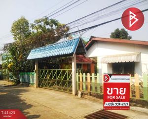 For Sale 5 Beds House in Mueang Sakon Nakhon, Sakon Nakhon, Thailand