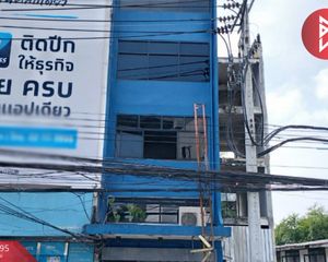 For Sale Retail Space 120 sqm in Pak Kret, Nonthaburi, Thailand