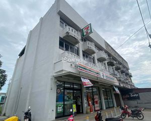 For Sale Retail Space 160 sqm in Bang Pakong, Chachoengsao, Thailand