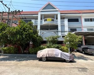 For Sale 12 Beds Warehouse in Sam Phran, Nakhon Pathom, Thailand