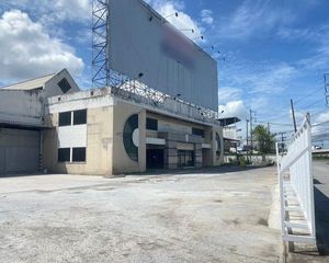 For Rent 10 Beds Warehouse in Mueang Chon Buri, Chonburi, Thailand
