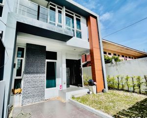 For Sale or Rent 2 Beds Townhouse in Bang Lamung, Chonburi, Thailand