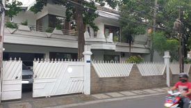 Rumah dijual dengan 7 kamar tidur di Cipete Selatan, Jakarta