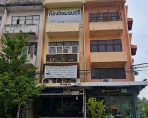 For Sale Retail Space 160 sqm in Pak Kret, Nonthaburi, Thailand