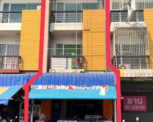 For Sale 4 Beds Retail Space in Mueang Ratchaburi, Ratchaburi, Thailand