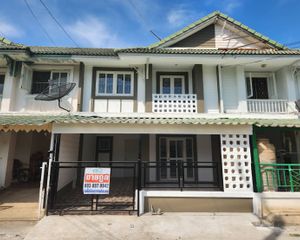 For Sale 3 Beds House in Khlong Luang, Pathum Thani, Thailand