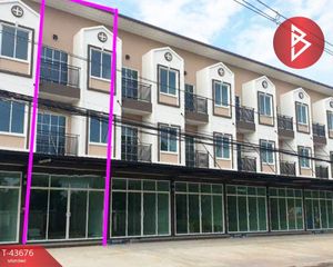 For Sale or Rent Retail Space 172 sqm in Khlong Luang, Pathum Thani, Thailand