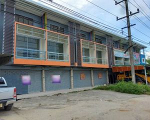 For Sale Retail Space 271 sqm in Mueang Chumphon, Chumphon, Thailand